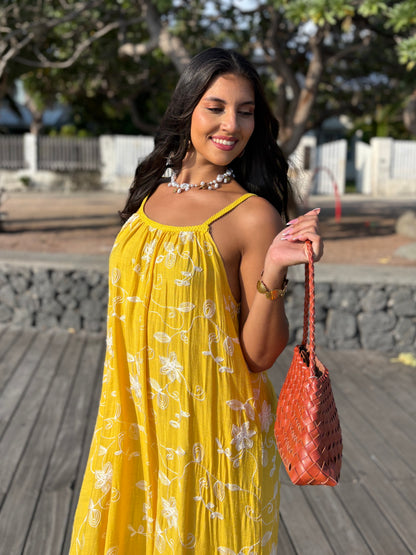 Robe Naya
