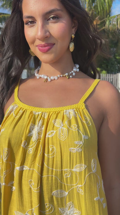 Robe Naya
